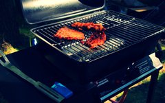 grill gazowy grill gazowy na kamienie lawy wulkanicznej jaki grill gazowy kupić najlepsze grille gazowe. test grilli test grilla 